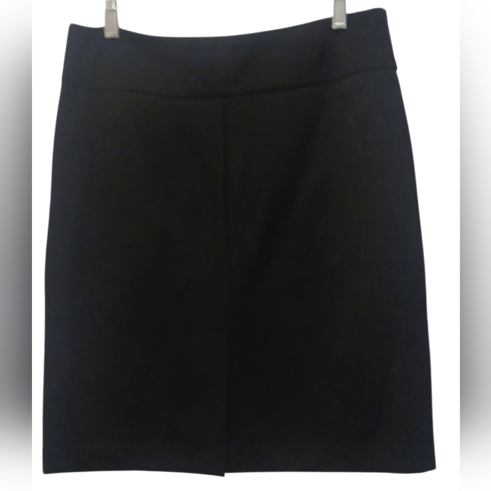 Isaac Mizrahi -NWOT,  High Waisted Black Skirt , Large, W/ Stretch, Slit In Back - Picture 4 of 10